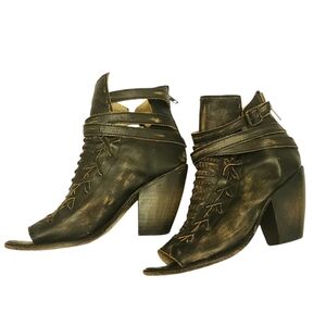 Freebird by steven bootie boots size 8